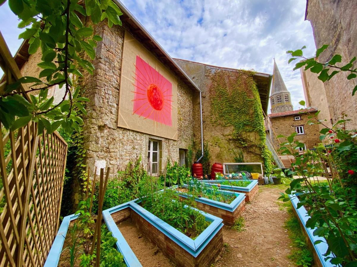 Art-Maison Le Dorat Exteriör bild